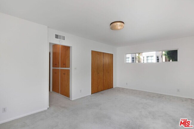 Building Photo - 2340 Camden Ave