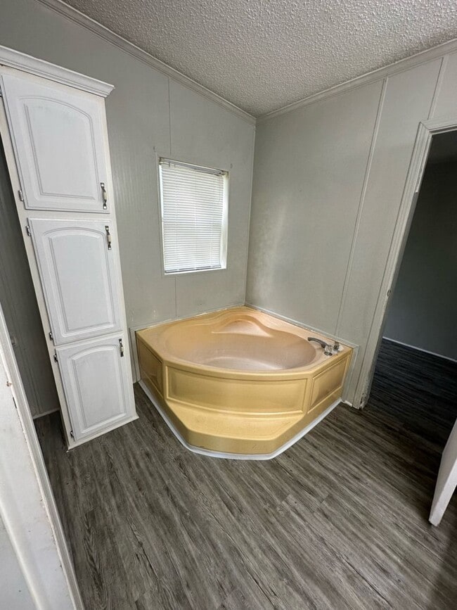 Building Photo - Cozy House for Rent in Muncie