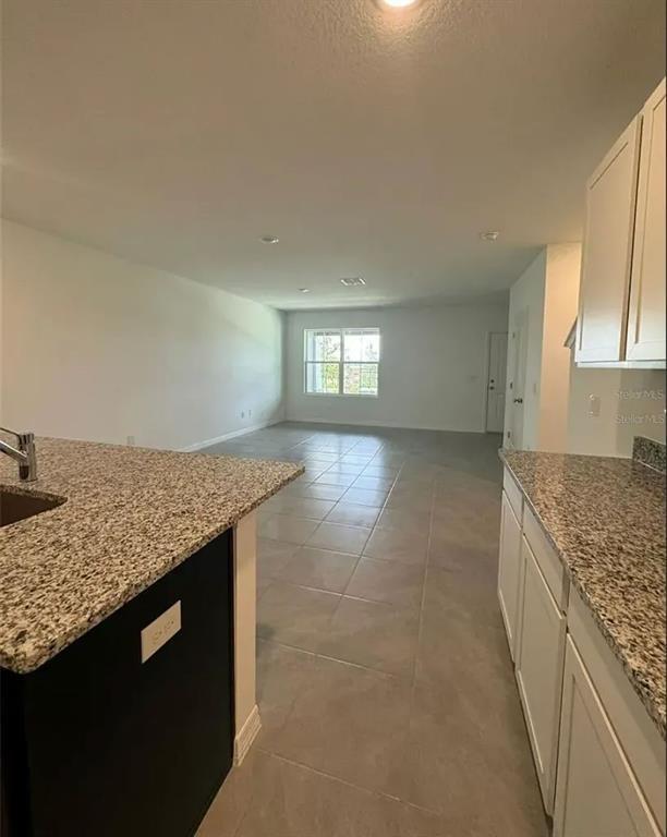 Building Photo - 15074 Windflower Aly