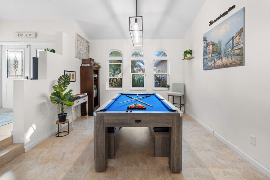 Building Photo - 7071 SW 20th St