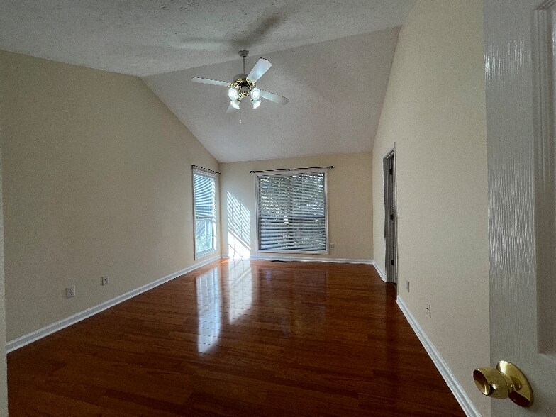 Building Photo - 4319 Tremont Ct