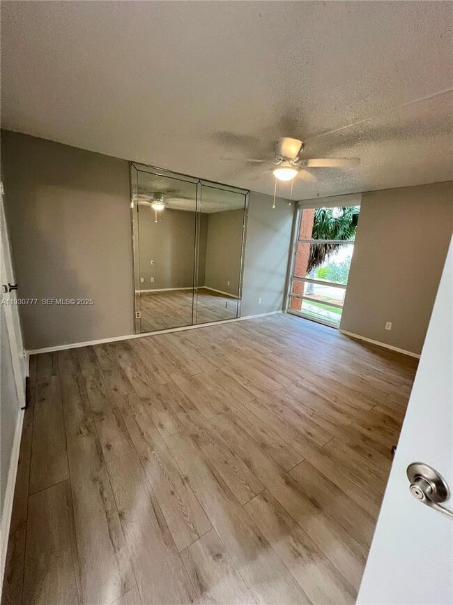 Building Photo - 210 172nd St