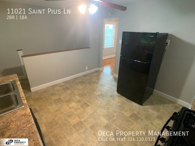 Building Photo - 2 Bedroom House