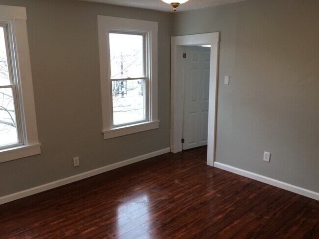 Building Photo - 328 Washington Ave