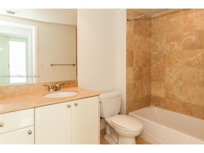 Building Photo - 1745 E Hallandale Beach Blvd