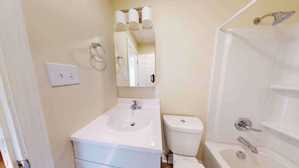 Building Photo - 1318 Luzzo Ct