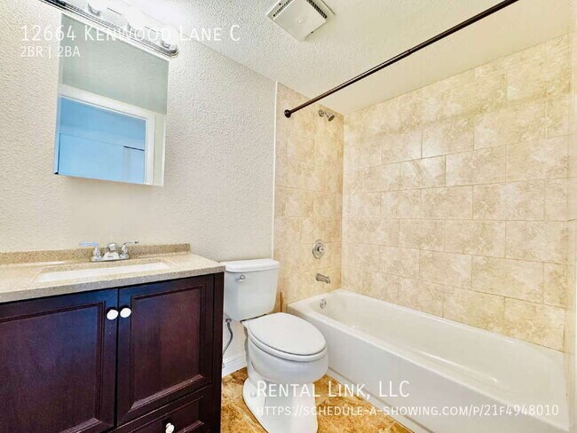 Building Photo - 12664 Kenwood Ln