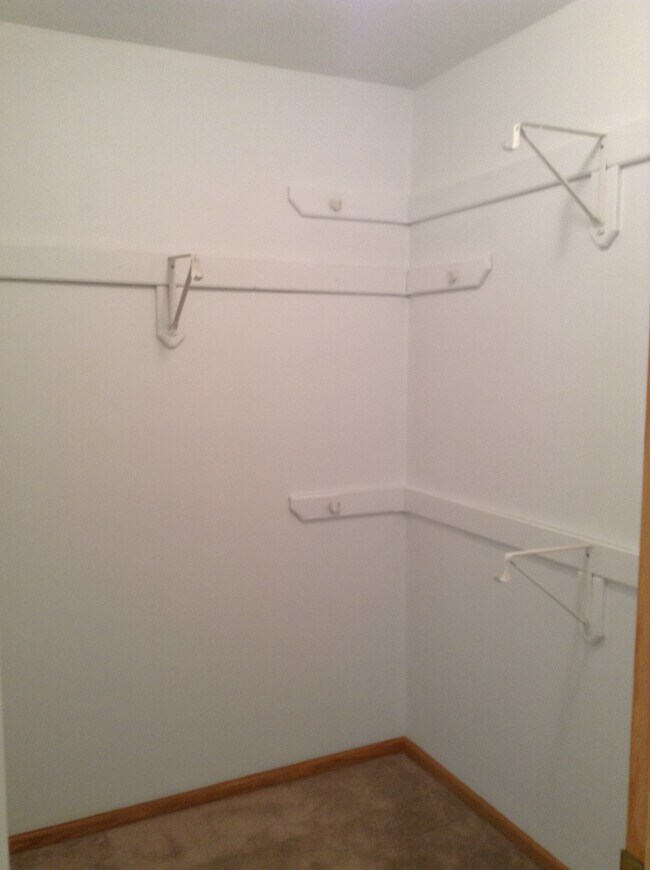 Building Photo - 2165 Copper Wynd Dr