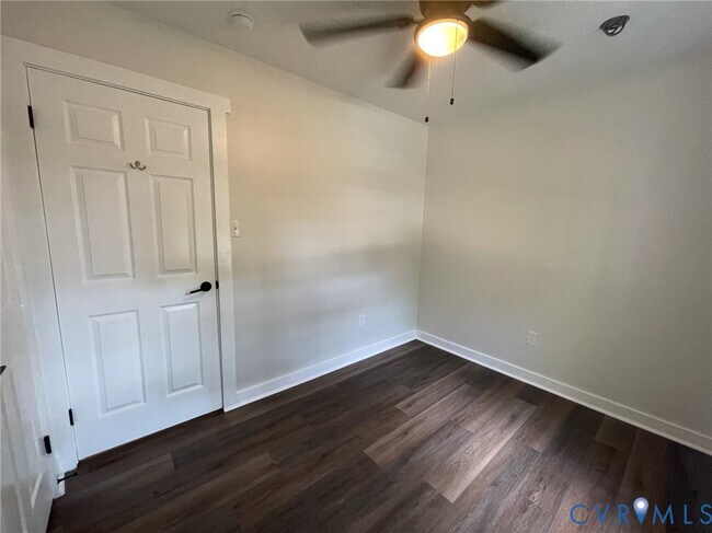 Building Photo - 115 Big Meadows Terrace