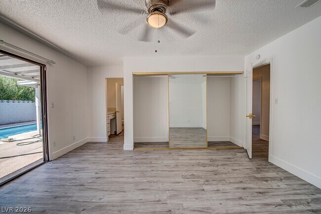 Building Photo - 5461 Palmyra Ave