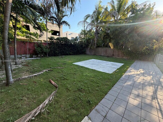 Building Photo - 3373 SW 29th Terrace