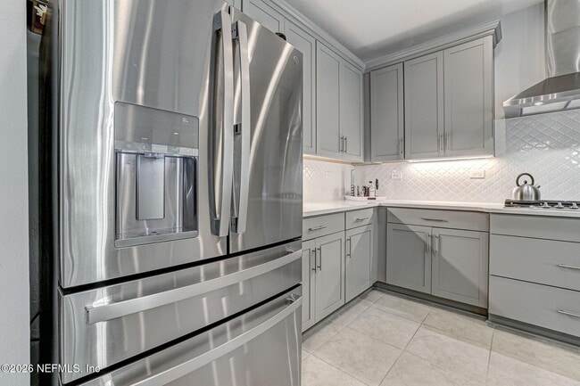 Building Photo - 124 Pine Bluff Dr