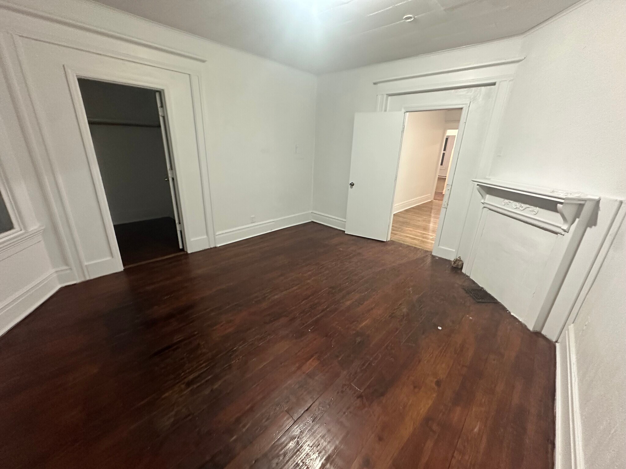 Building Photo - 96 N Essex Ave