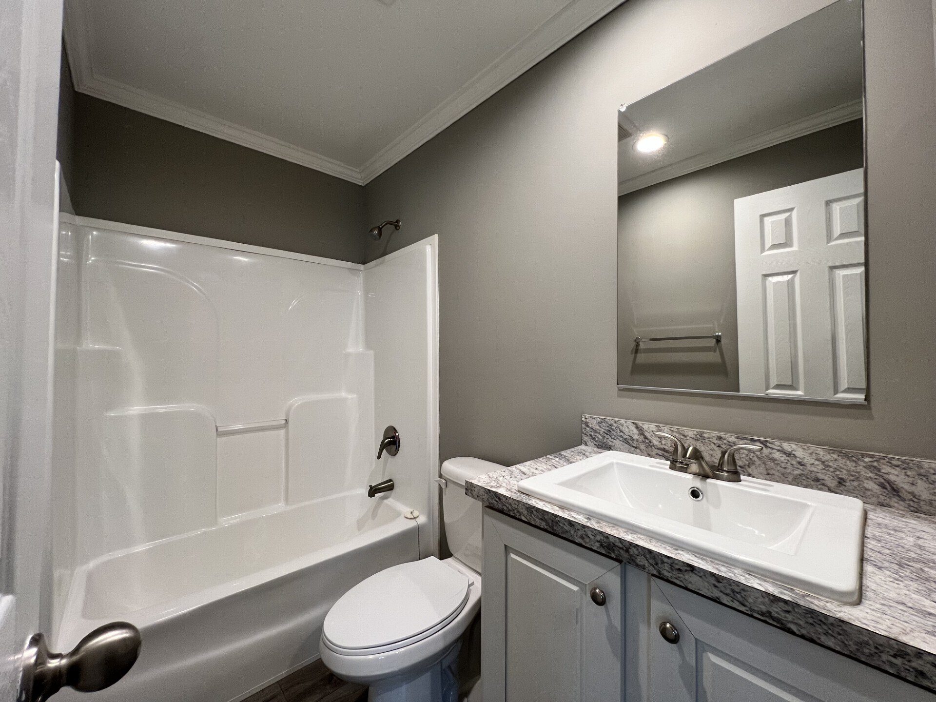 Building Photo - 192 Silver Birch Cir