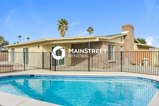 Building Photo - 4 Bedroom Pet-Friendly Home in Tucson, AZ with Main Street Renewal