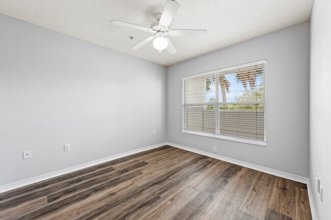 Building Photo - 4276 Calinda Ln