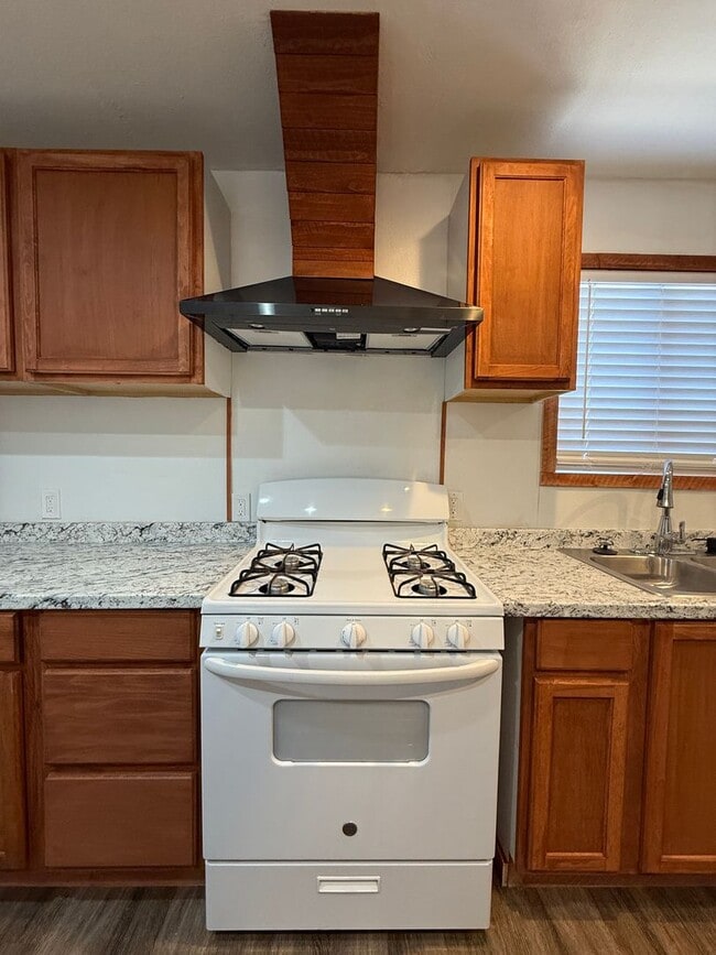 Building Photo - NEW Beautiful 3 Bedroom 1 Bath ADU - Furnished (Unfurnished Negotiable)