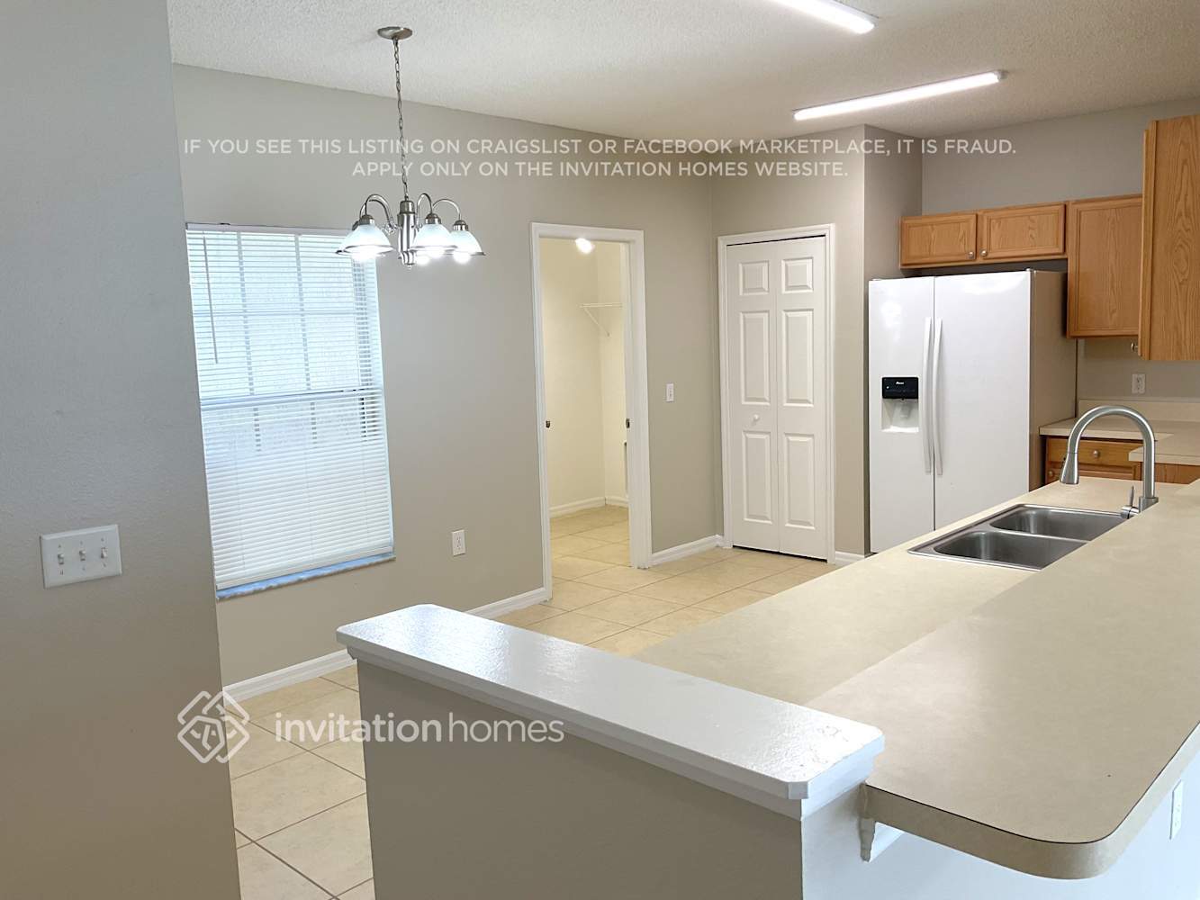 Building Photo - 761 Dromedary Dr