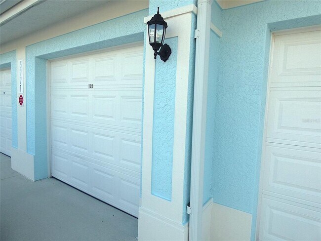Building Photo - 5771 Sabal Trace Dr
