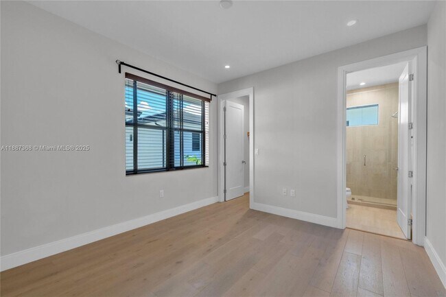 Building Photo - 8217 NW 46th St