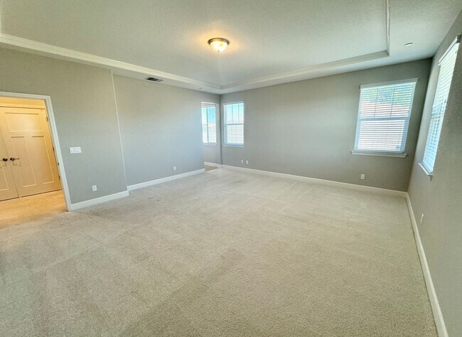 Building Photo - Beautiful home in Springlake!!