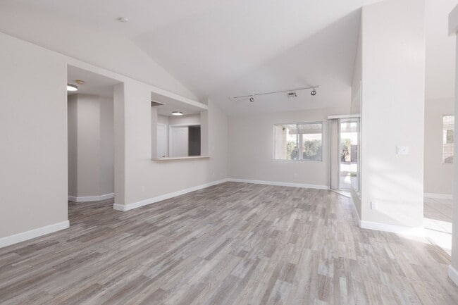 Building Photo - 3-bedroom, 2-bathroom home with a double car garage located in a non-HOA area