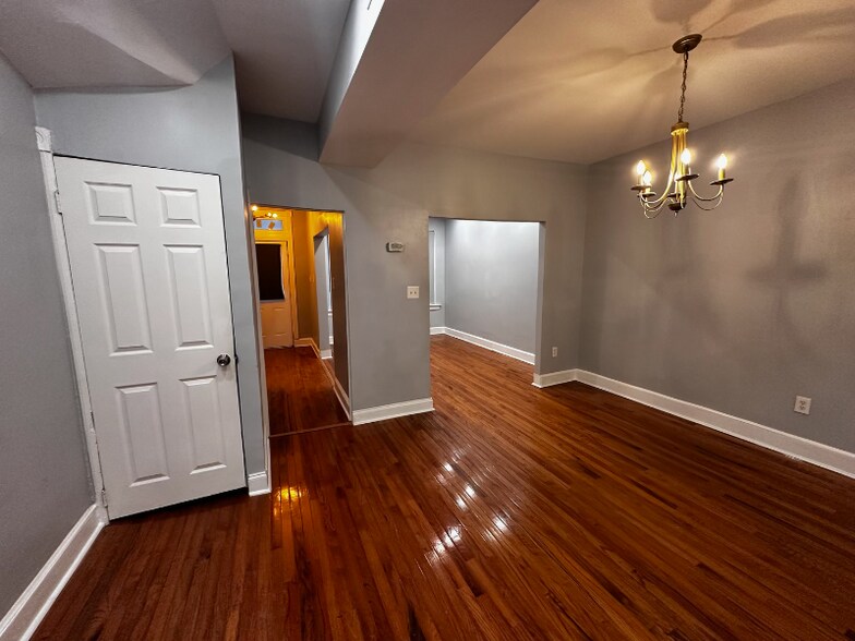 Building Photo - 768 Columbia Rd NW