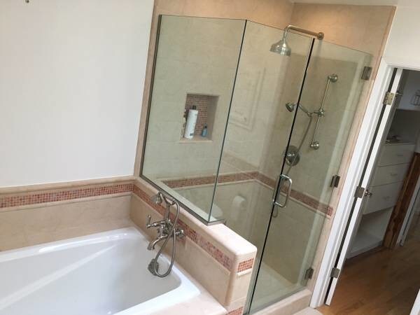 Building Photo - 2411 CARLMONT DR