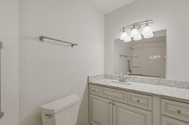 Building Photo - 8055 E Thomas Rd