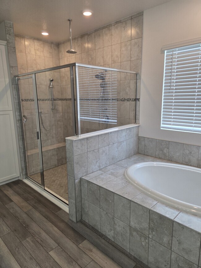 Building Photo - 3313 Loofah Pl