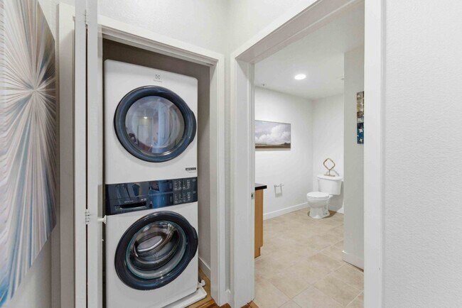 Building Photo - 2 Bedroom Flat for Rent at Plant 51 in Downtown San Jose