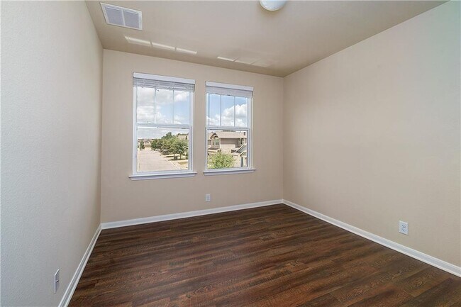 Building Photo - 13417 Little Gull Dr