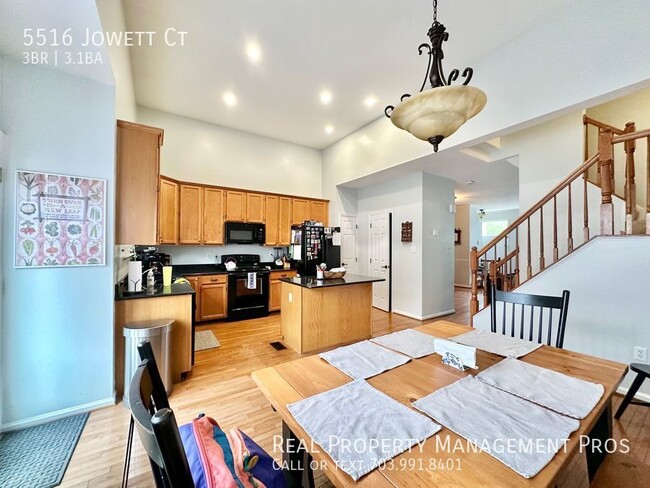 Building Photo - 5516 Jowett Ct