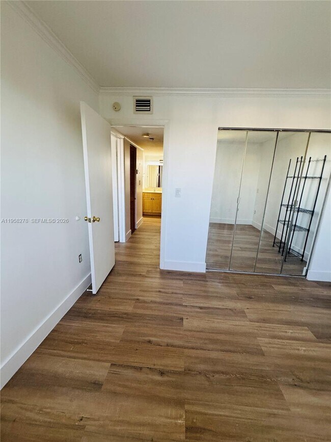 Building Photo - 1101 SW 122nd Ave