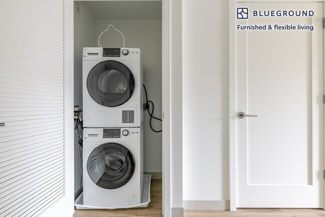 Building Photo - 89 E Dedham St