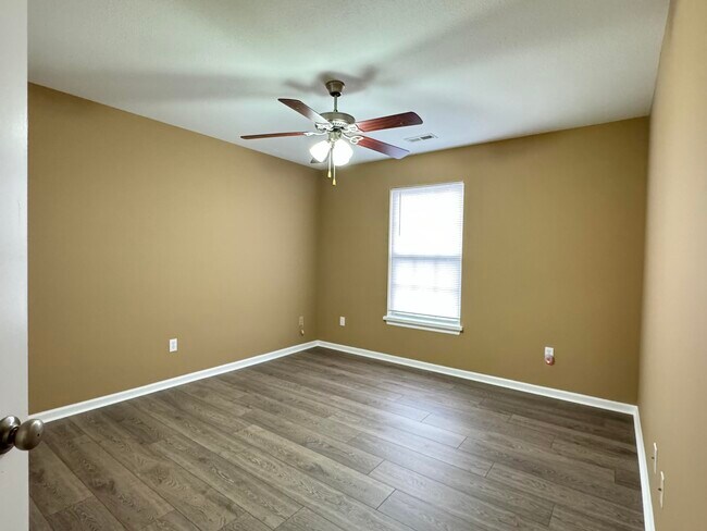 Building Photo - 4209 Bold Venture Dr