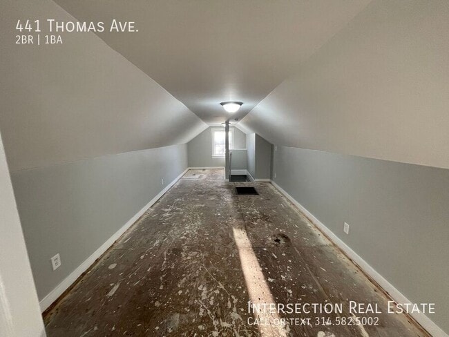 Building Photo - 441 Thomas Ave