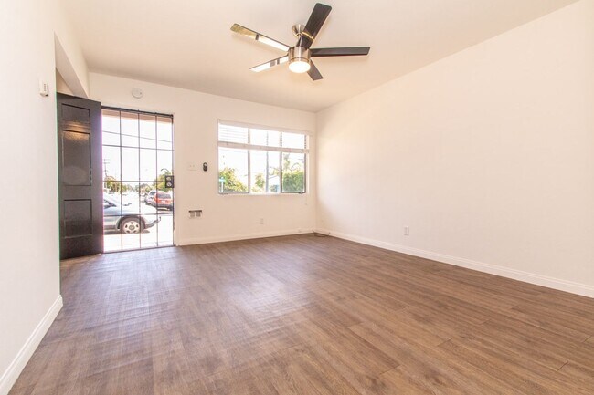 Building Photo - Charming 1 Bedroom / 1 Bath Apartment in Kensington w/ Garage