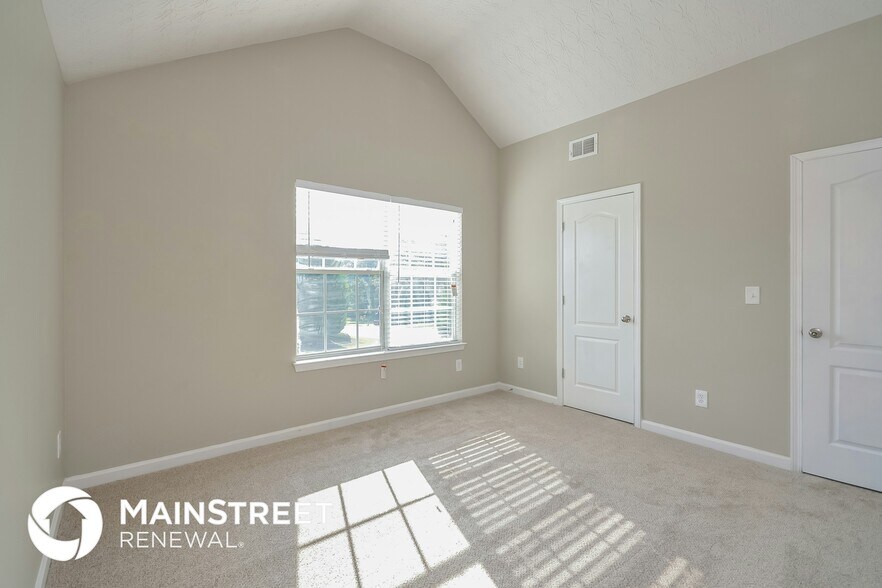 Building Photo - 7641 Garnet Dr