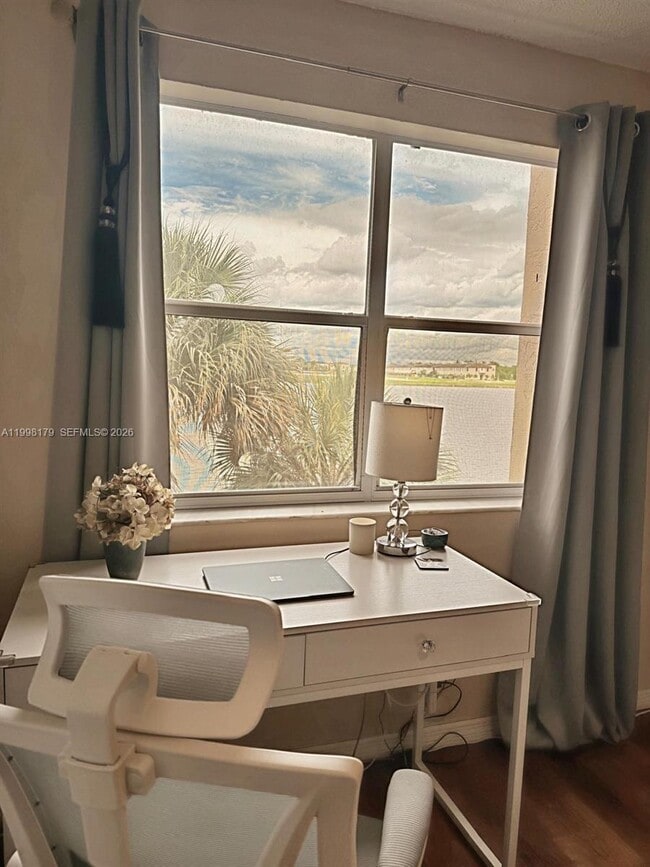 Building Photo - 605 Ives Dairy Rd