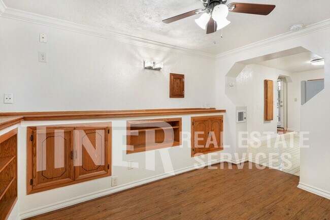Building Photo - 1314 Q St