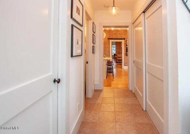 Building Photo - 55 State St