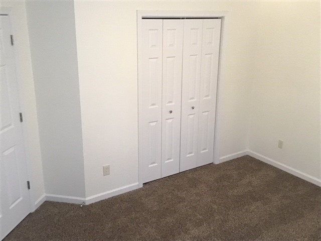 Building Photo - 408 Jameswood Ct