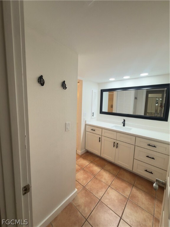 Building Photo - 17455 Silver Fox Dr