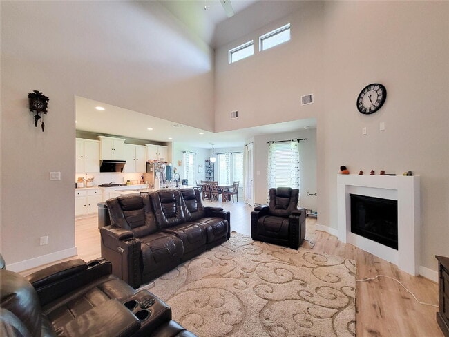 Building Photo - "Spacious 4-Bedroom Haven in Katy, TX with 3.5 Baths – Your Ideal Family Retreat Awaits!"
