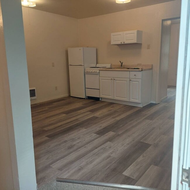 Building Photo - Studio Near the Deschutes River and Old Mi...
