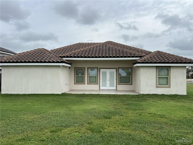 Building Photo - 22 Seton St