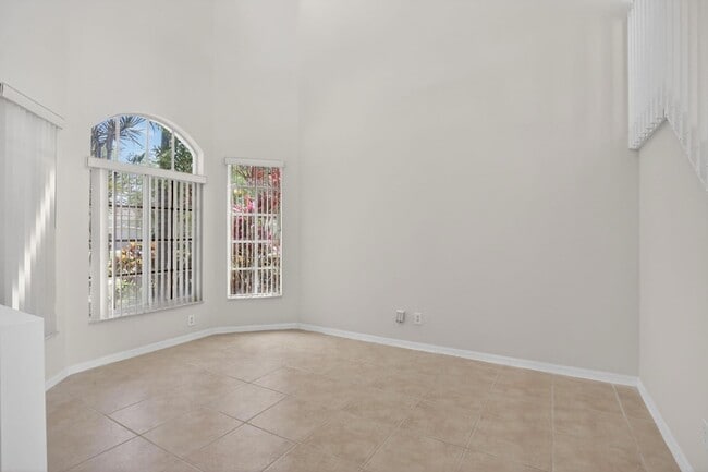 Building Photo - 19317 SW 65th St