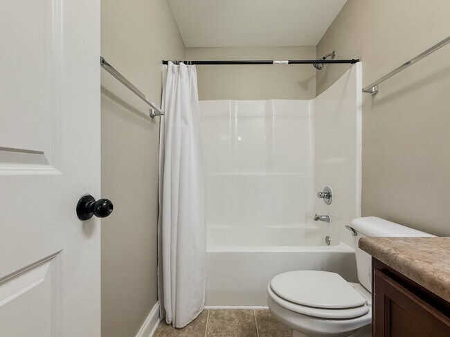 Building Photo - 1122 Emerald Ridge Dr