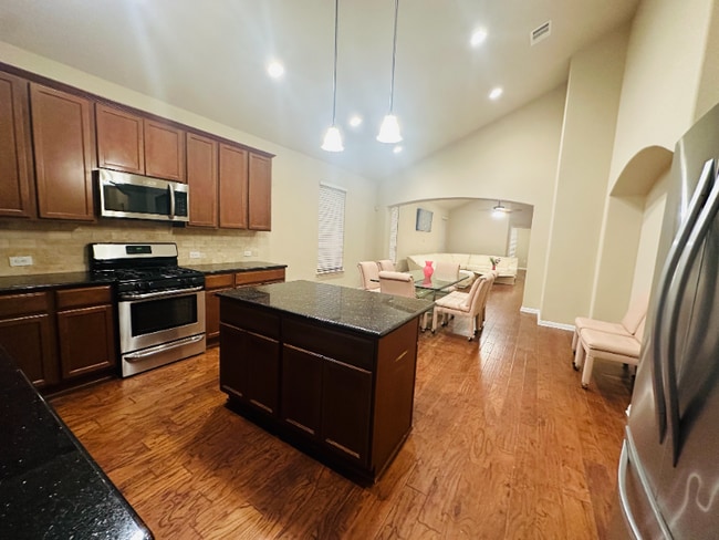 Building Photo - 16200 Cantania Cove